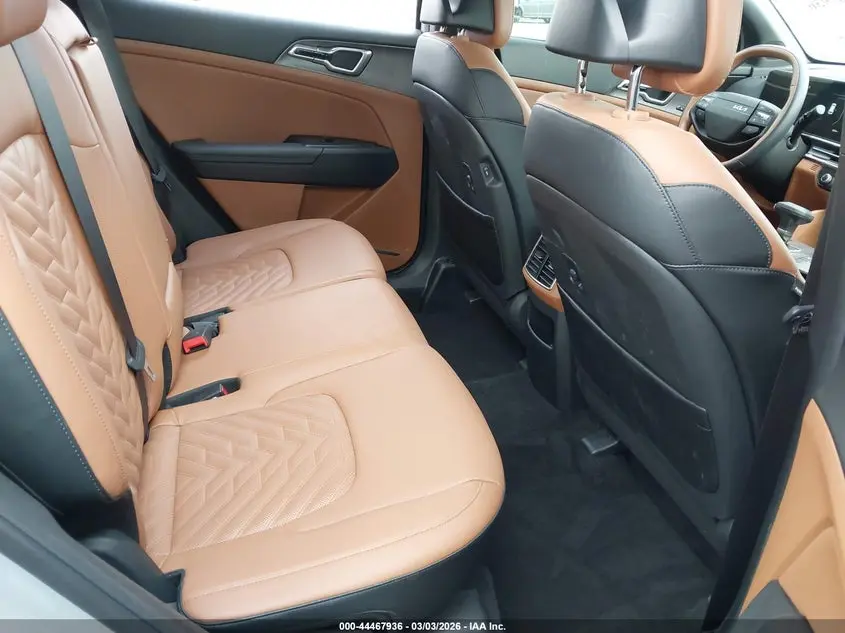 2026 KIA SPORTAGE X-LINE