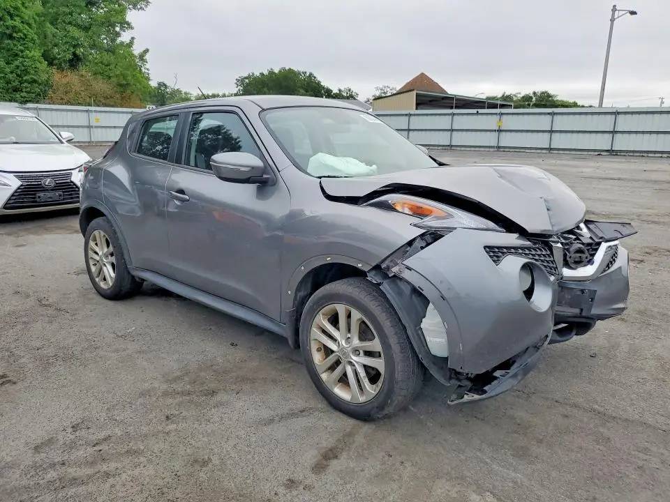 2015 NISSAN JUKE S  