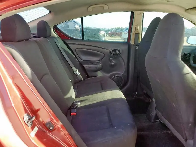 2016 NISSAN VERSA S  