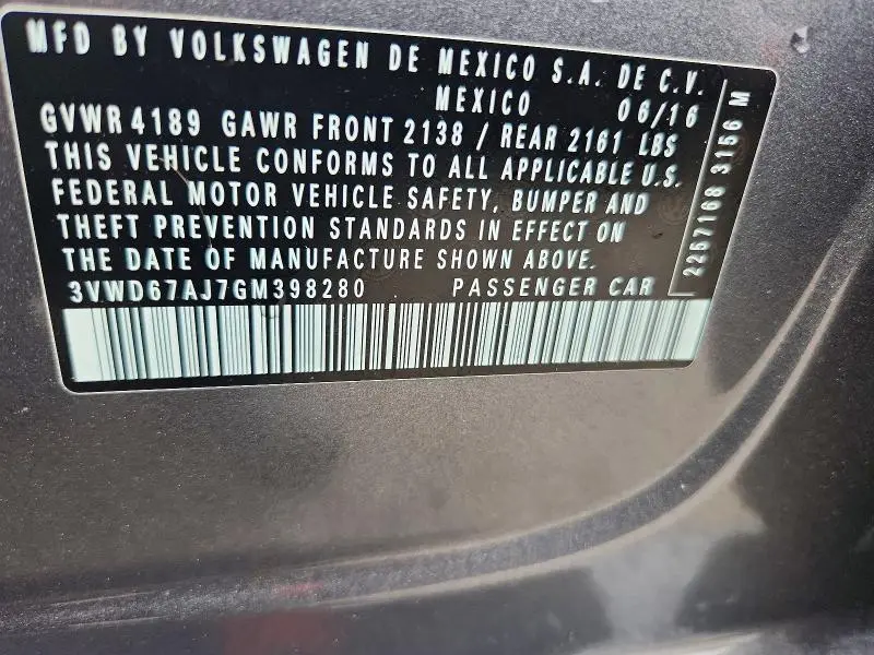 2016 VOLKSWAGEN JETTA SE  