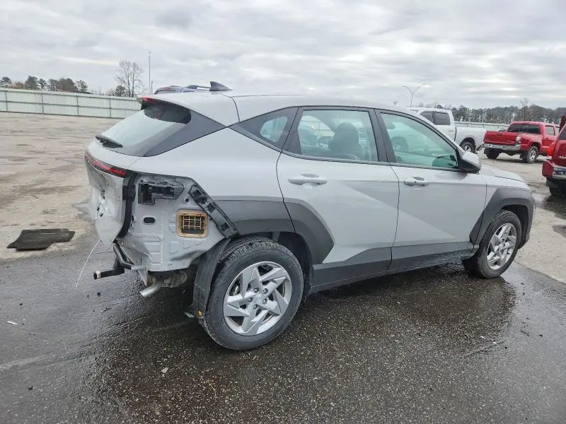 2025 HYUNDAI KONA SE  