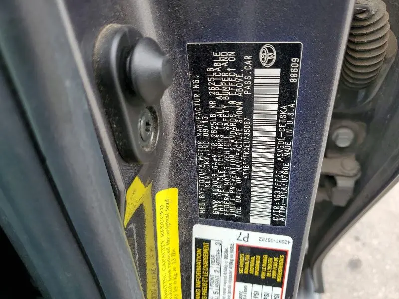 2014 TOYOTA CAMRY SE  