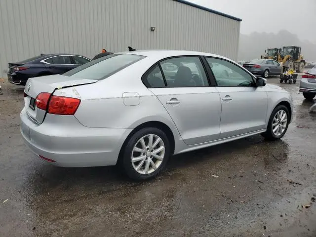 2012 VOLKSWAGEN JETTA SE  