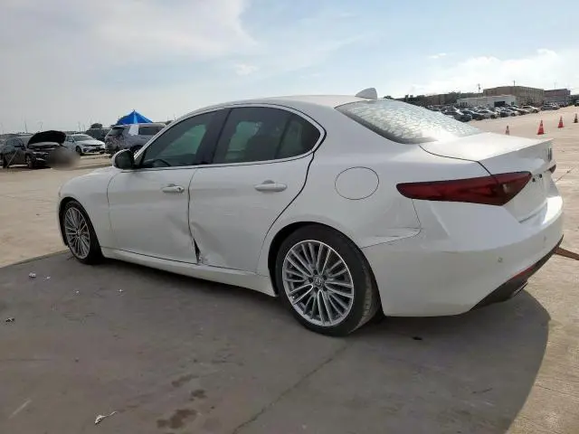2017 ALFA ROMEO GIULIA TI  
