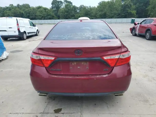 2016 TOYOTA CAMRY LE  