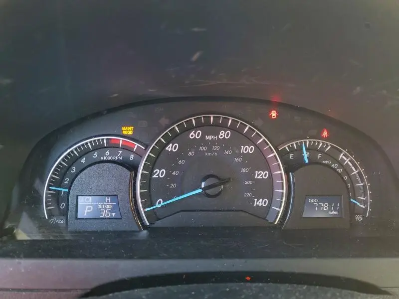 2012 TOYOTA CAMRY SE  