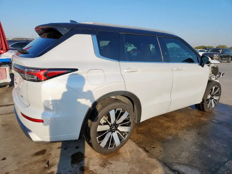 2025 MITSUBISHI OUTLANDER SEL  