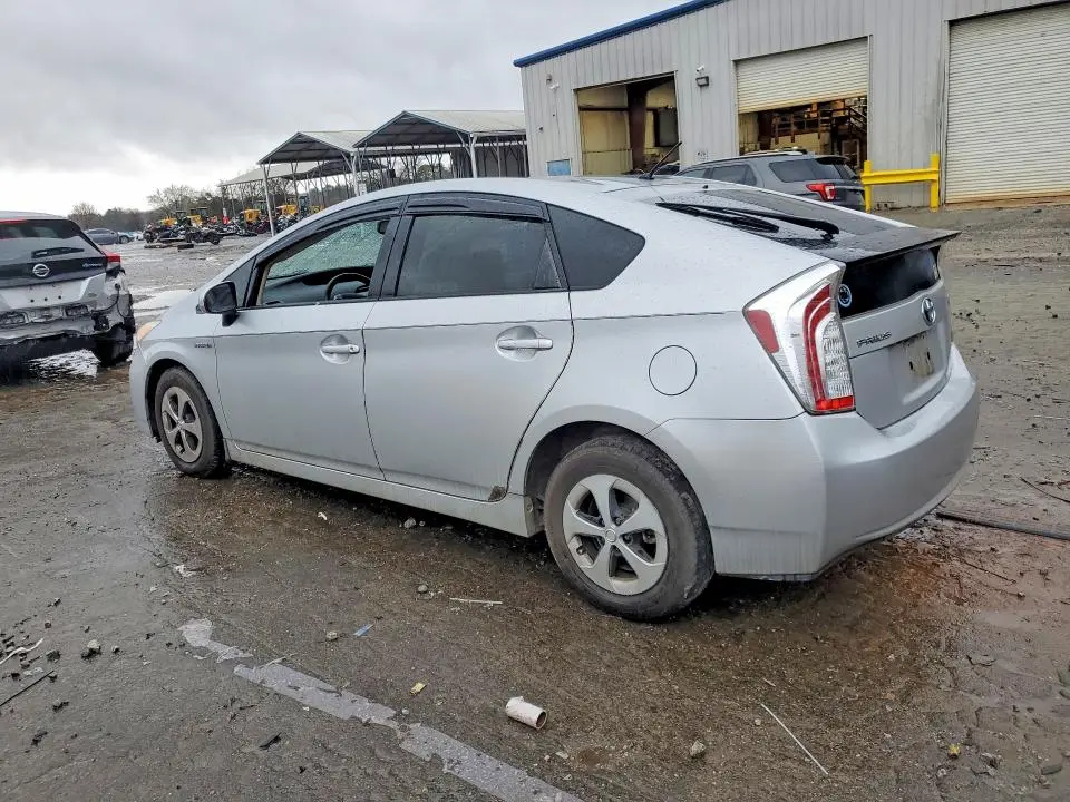 2015 TOYOTA PRIUS TWO  