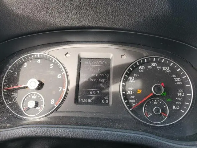 2013 VOLKSWAGEN PASSAT SE