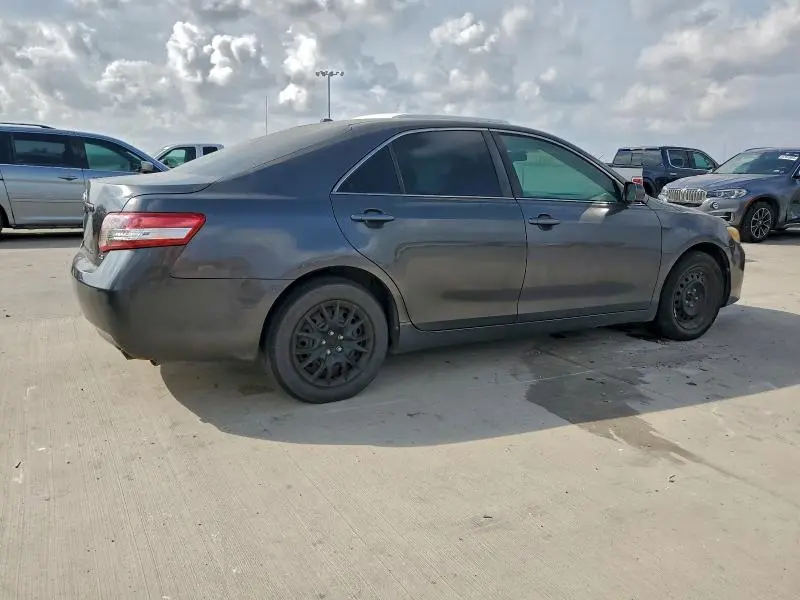 2010 TOYOTA CAMRY BASE  