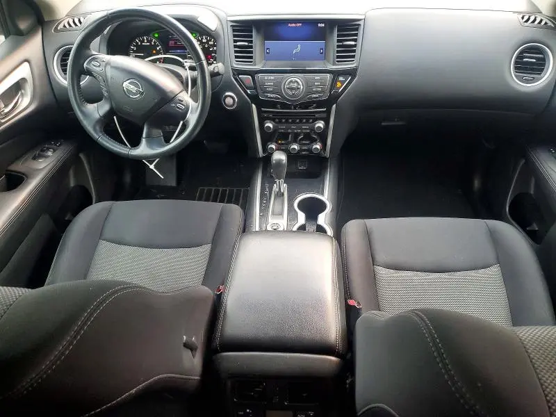 2018 NISSAN PATHFINDER SV  