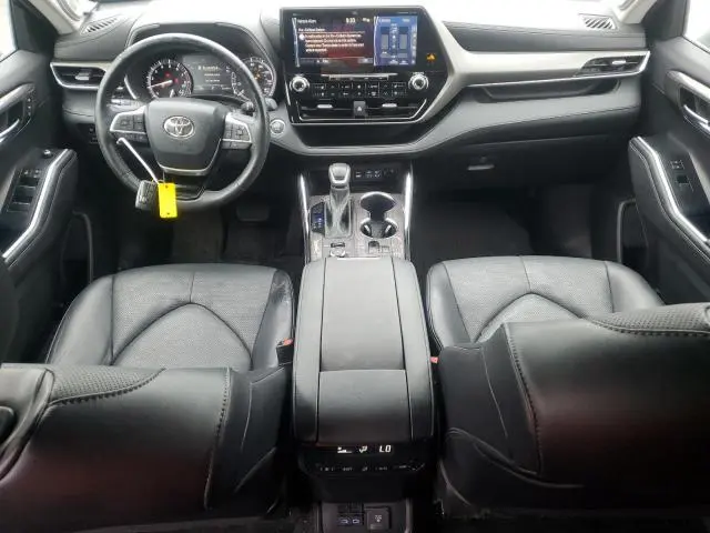 2022 TOYOTA HIGHLANDER LIMITED  