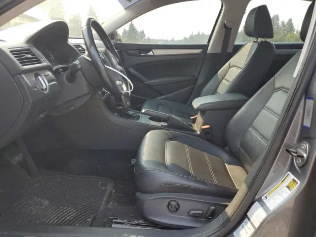 2015 VOLKSWAGEN PASSAT S