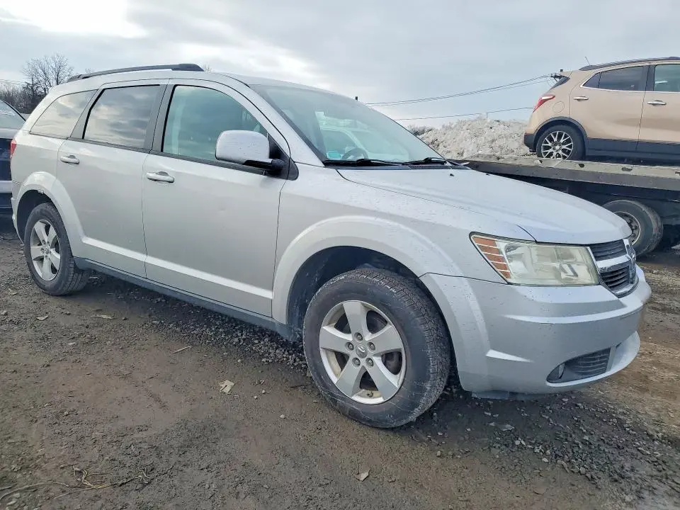2010 DODGE JOURNEY SXT  