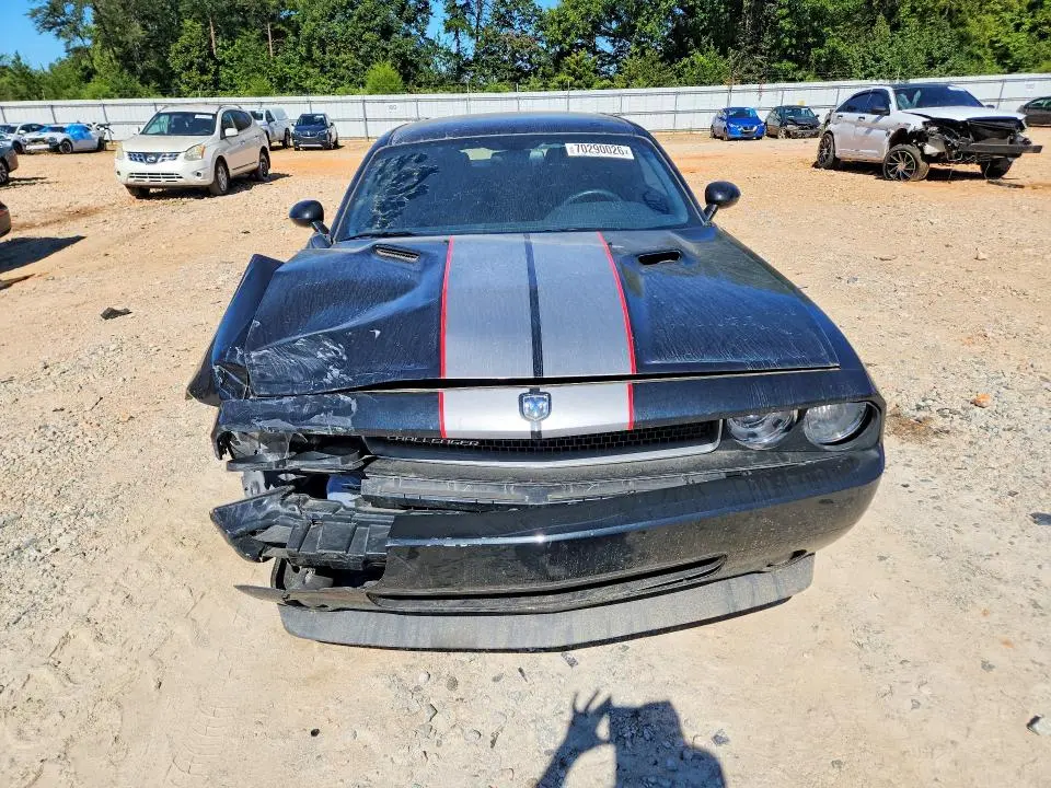 2010 DODGE CHALLENGER SE  