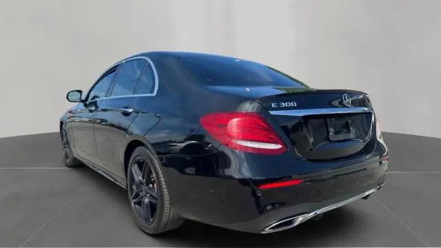 2017 MERCEDES-BENZ E 300 4MATIC  