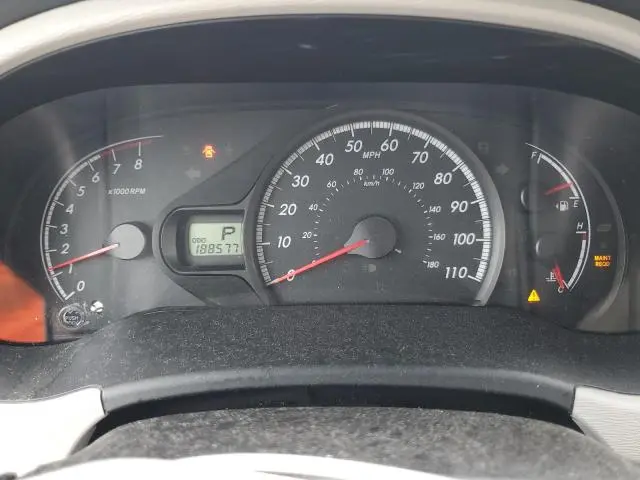2013 TOYOTA SIENNA LE  