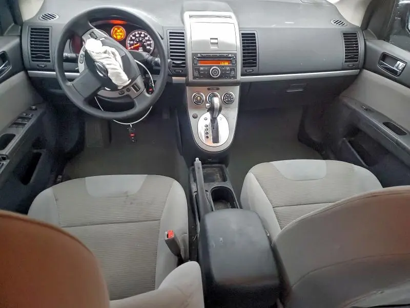 2010 NISSAN SENTRA 2.0  