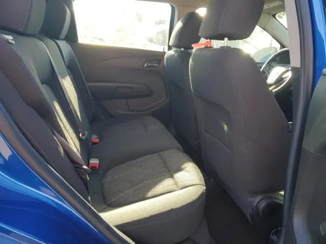 2016 CHEVROLET SONIC LT  