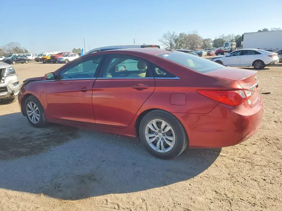 2013 HYUNDAI SONATA GLS  