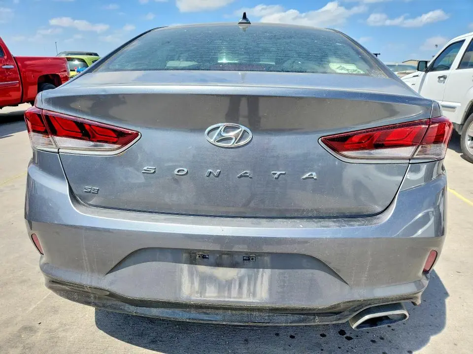 2018 HYUNDAI SONATA SE  