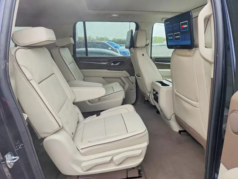 2024 GMC YUKON XL DENALI  