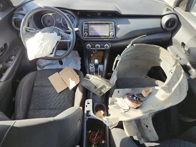 2021 NISSAN KICKS S  