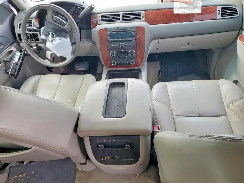 2011 CHEVROLET TAHOE K1500 LT  