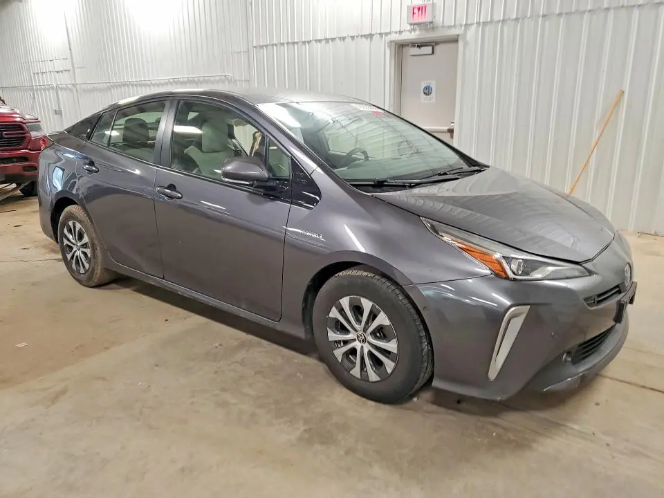 2020 TOYOTA PRIUS XLE AWD-E  
