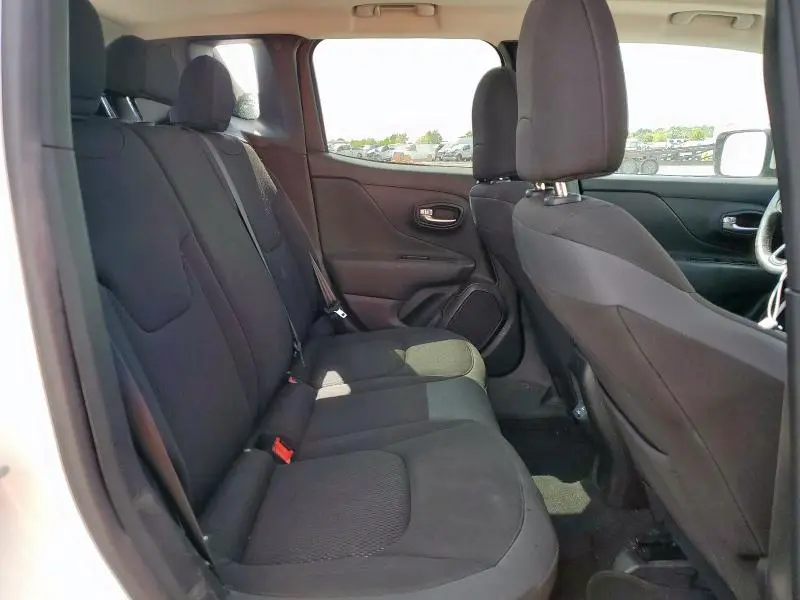 2020 JEEP RENEGADE LATITUDE  