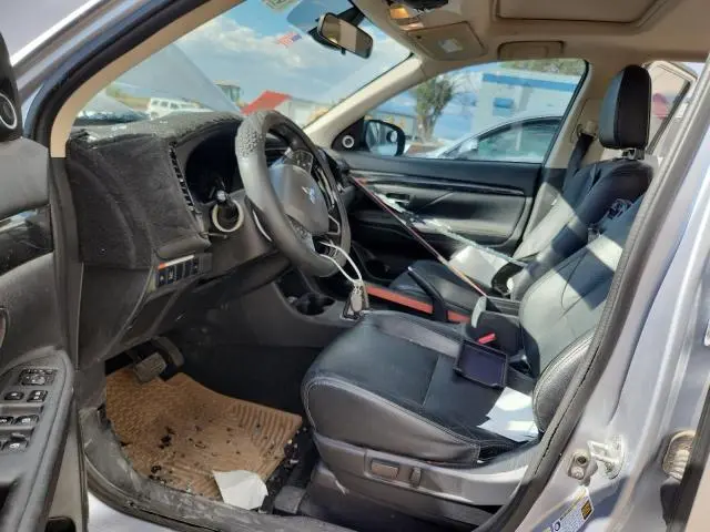 2016 MITSUBISHI OUTLANDER SE  