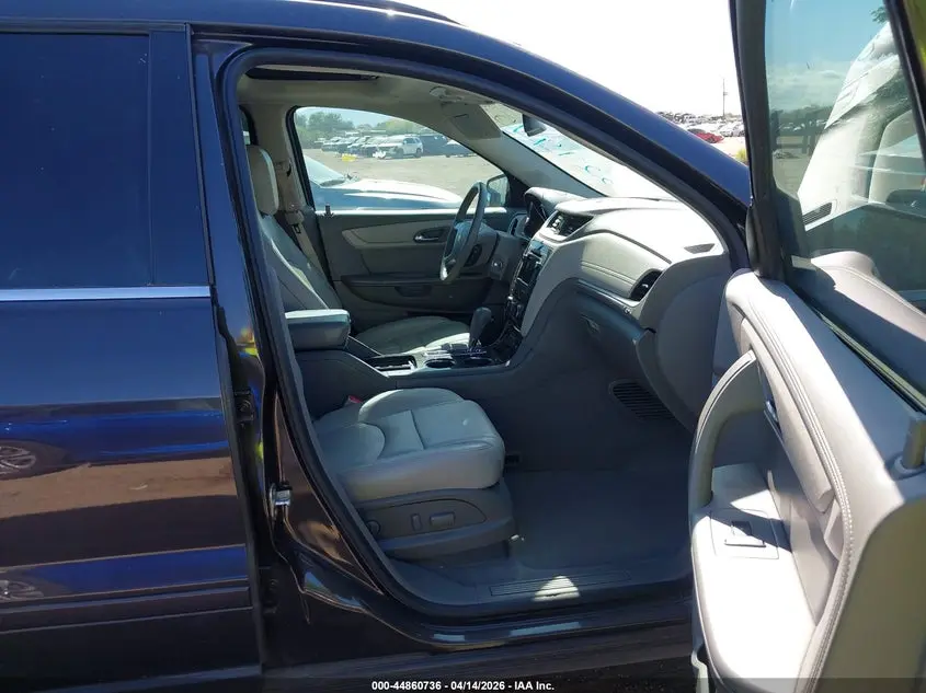 2017 CHEVROLET TRAVERSE 2LT