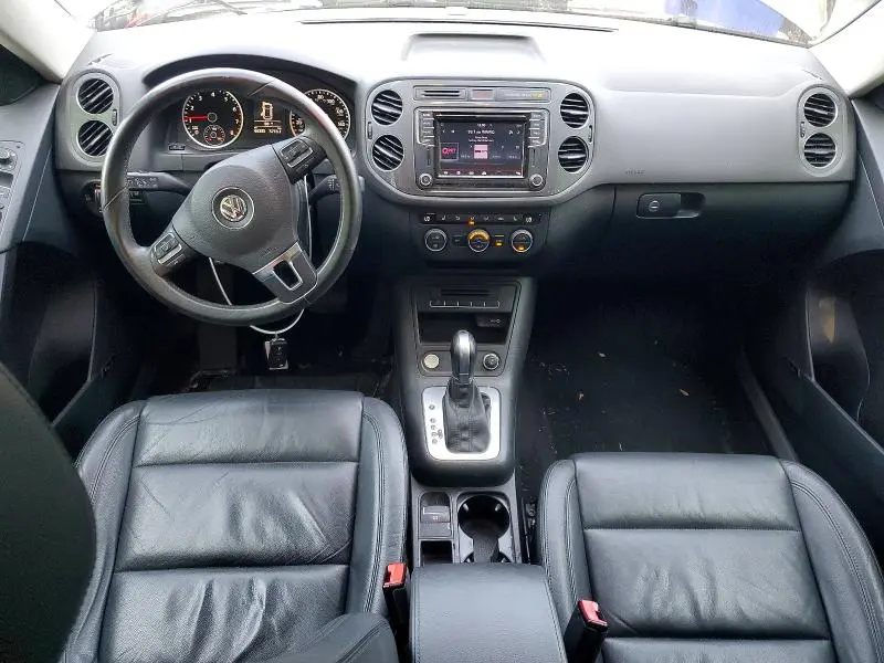 2016 VOLKSWAGEN TIGUAN S  