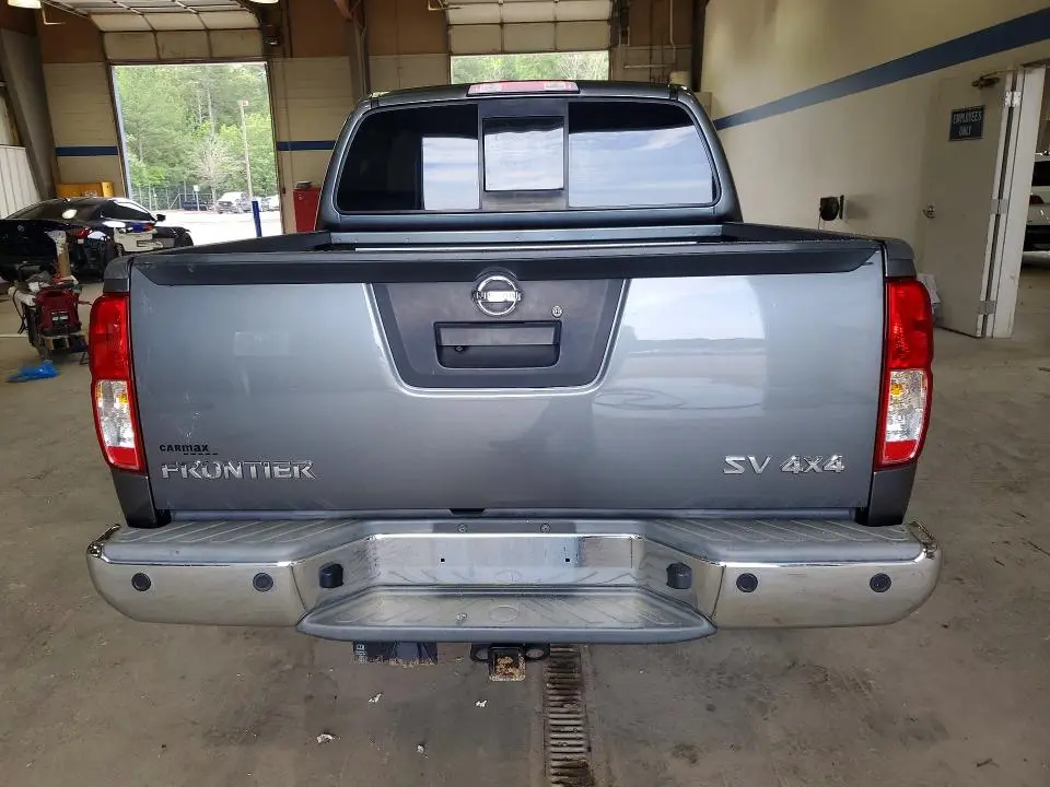 2016 NISSAN FRONTIER SV  