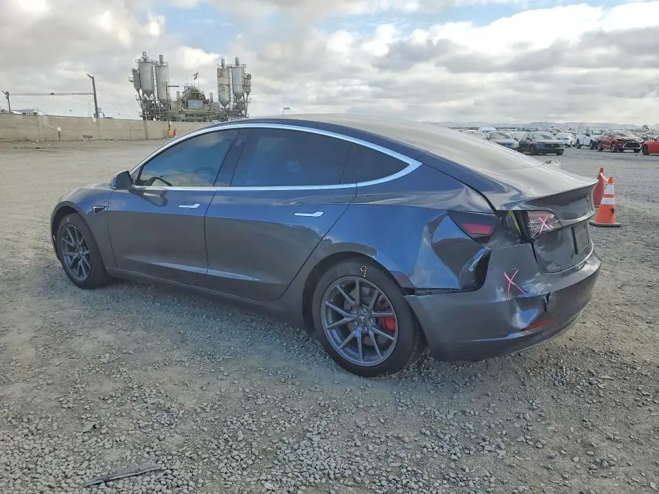 2019 TESLA MODEL 3   