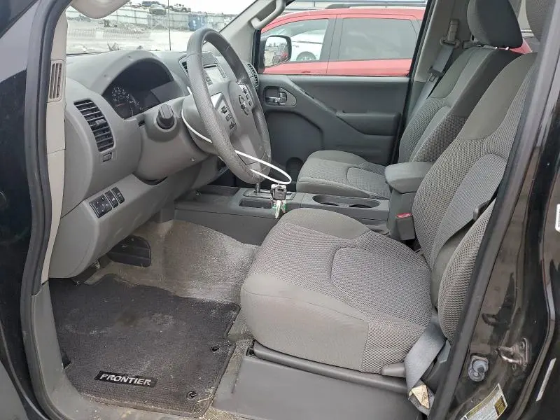 2015 NISSAN FRONTIER S  