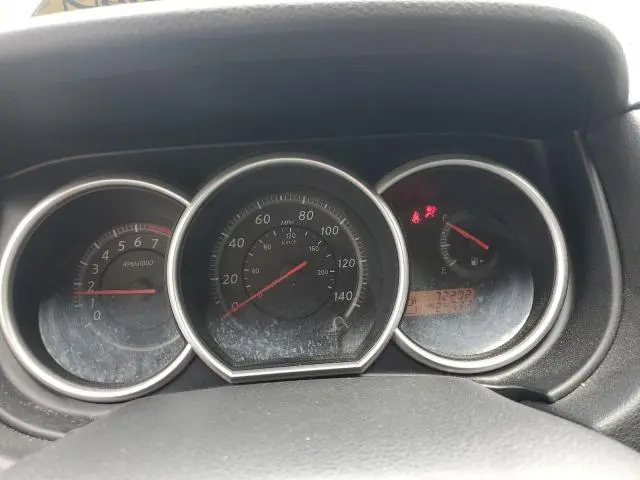 2012 NISSAN VERSA S  