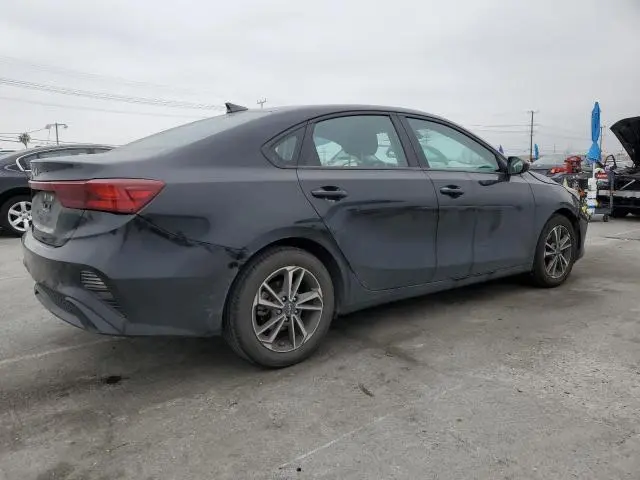 2023 KIA FORTE LX  