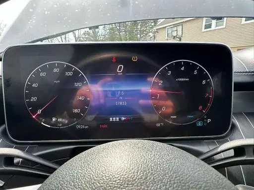 2023 MERCEDES-BENZ C 300  