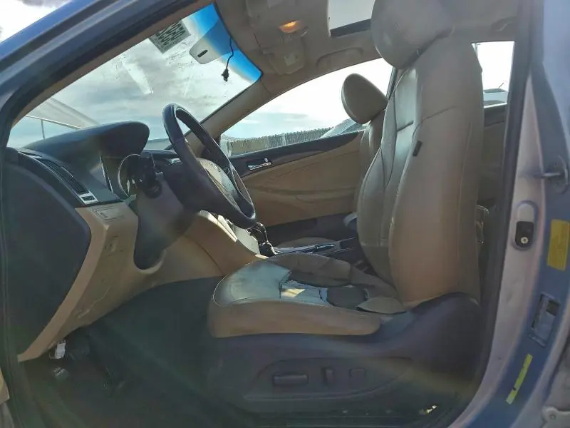 2011 HYUNDAI SONATA SE  