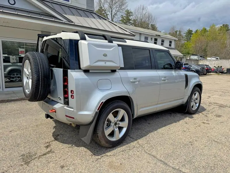 2022 LAND ROVER DEFENDER 110 XS EDITION  