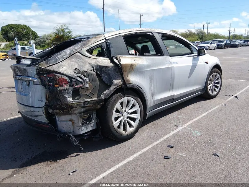 2018 TESLA MODEL X  