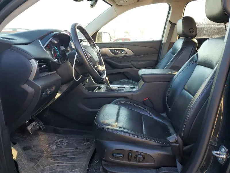 2020 CHEVROLET TRAVERSE LT  