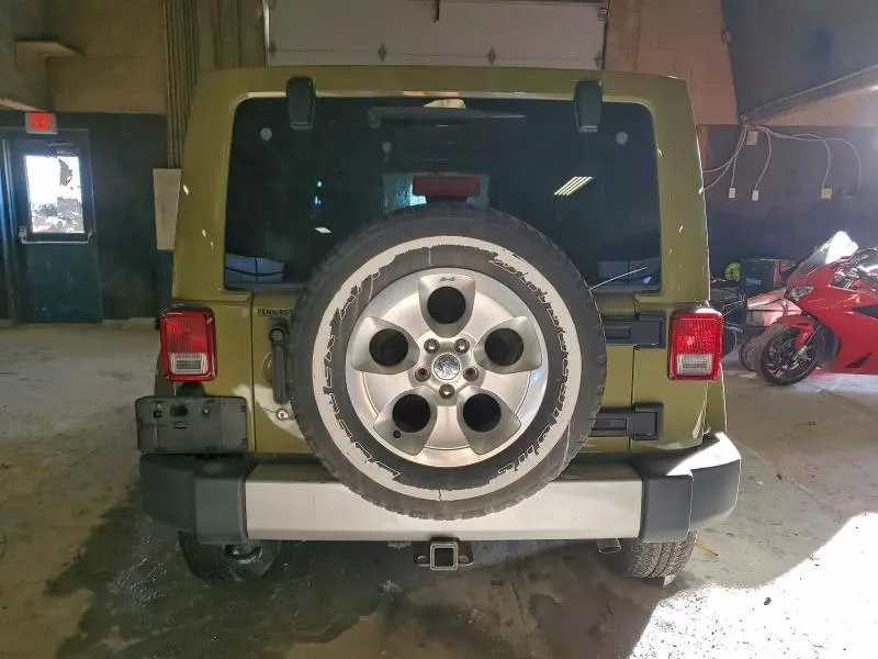 2013 JEEP WRANGLER UNLIMITED SAHARA  