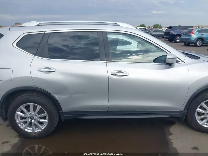 2017 NISSAN ROGUE SV