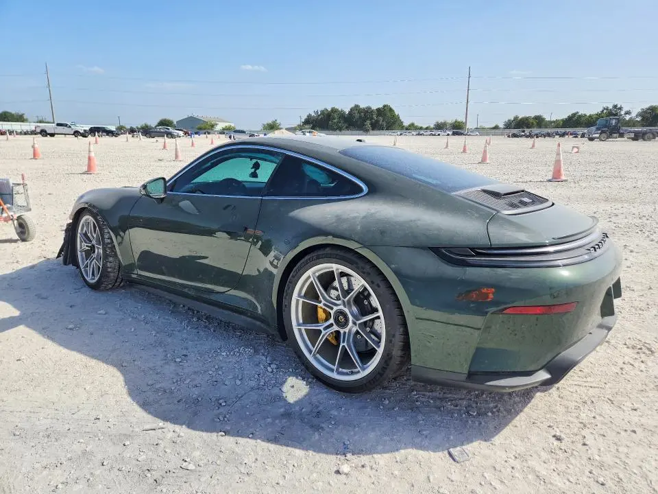 2026 PORSCHE 911 GT3  