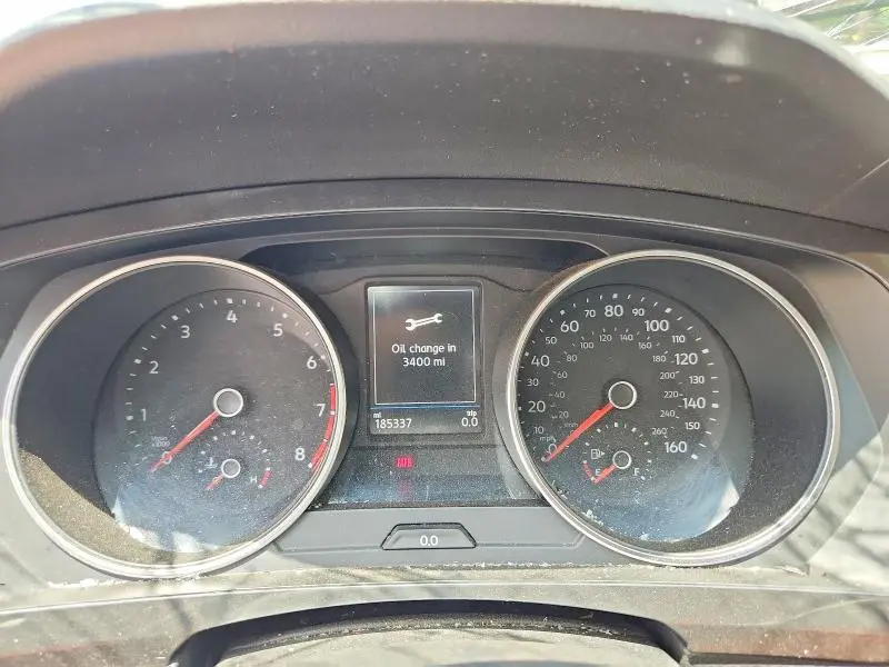 2018 VOLKSWAGEN TIGUAN SE  