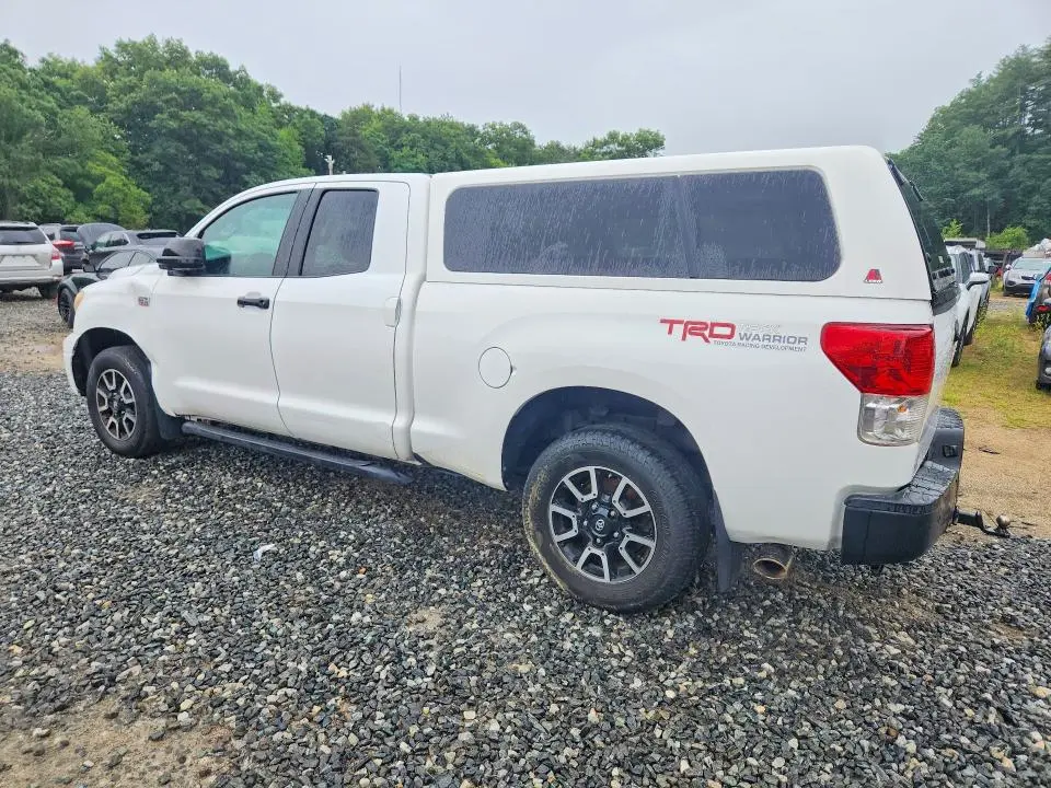 2013 TOYOTA TUNDRA DOUBLE CAB SR5  