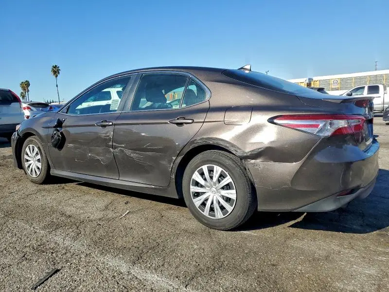 2019 TOYOTA CAMRY LE  
