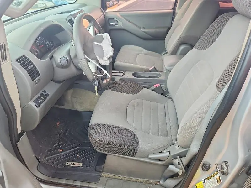 2014 NISSAN FRONTIER S  